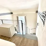 Duomo Modern Loft 100mt From Duomo And Apartamento Como