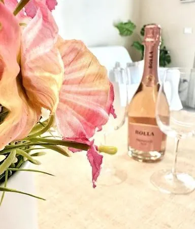 Duomo Modern Loft 100mt From Duomo And Διαμέρισμα Όπως