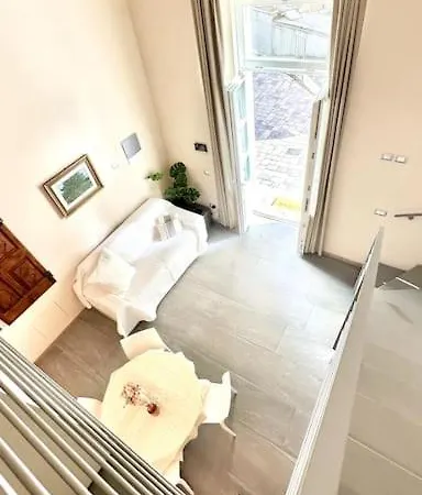 Duomo Modern Loft 100mt From Duomo And Διαμέρισμα