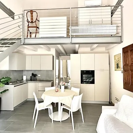 Duomo Modern Loft 100mt From Duomo And * Όπως