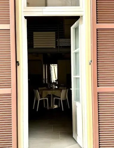 Daire Duomo Modern Loft 100mt From Duomo And Como