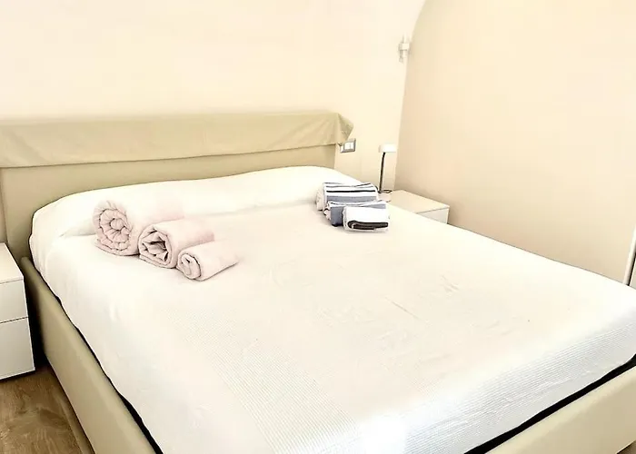 Daire Duomo Modern Loft 100mt From Duomo And